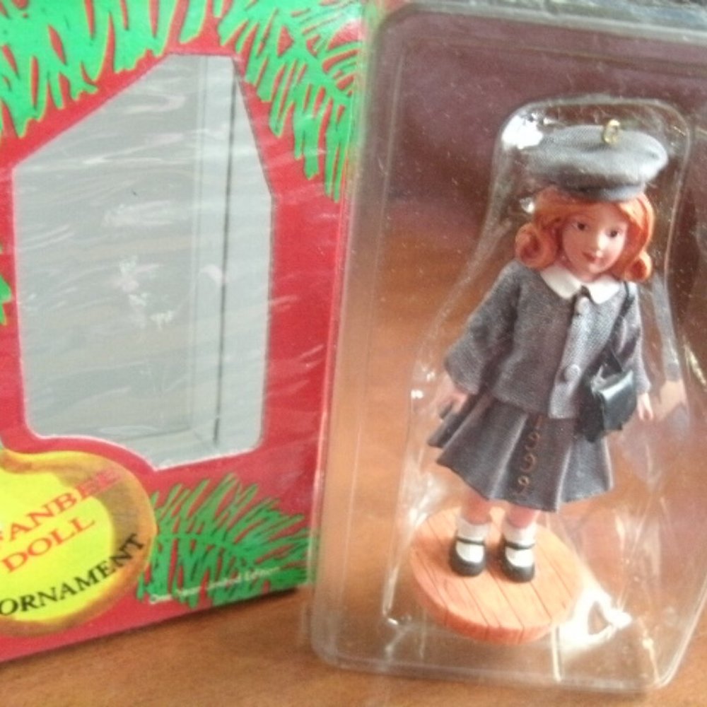 1999 Effanbee American doll ornament